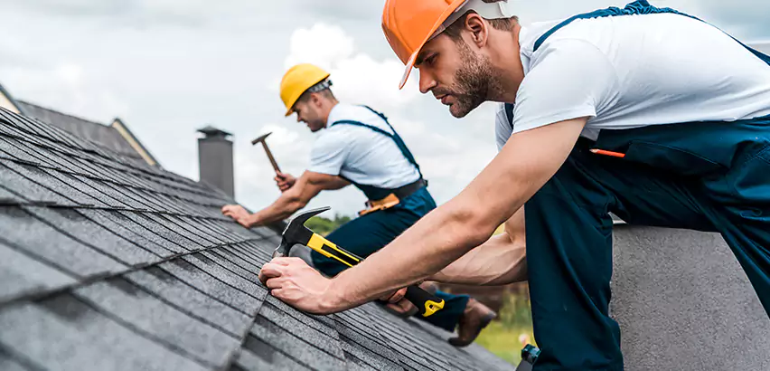 Emergency Shingle Repair in Northbrook